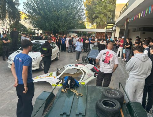 La FAA acerca la labor de los comisarios técnicos al alumnado del IES Politécnico Hermenegildo Lanz de Granada